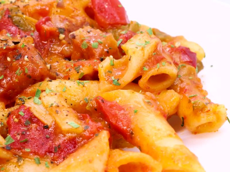 makarone sa paradajzom i origanom