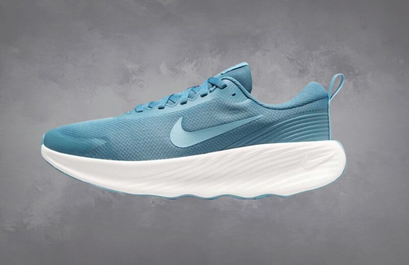 Plava Nike Promina ženska patika sa belim đonom i prepoznatljivim Swoosh logom
